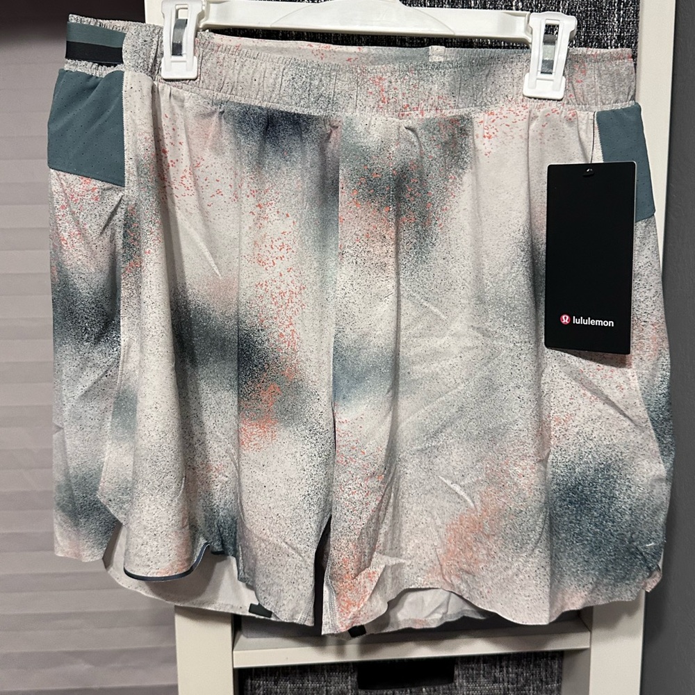 Men’s Lululemon shorts